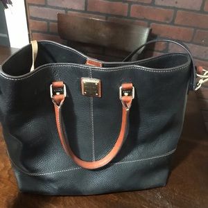 Dooney & Bourke purse and wallet
